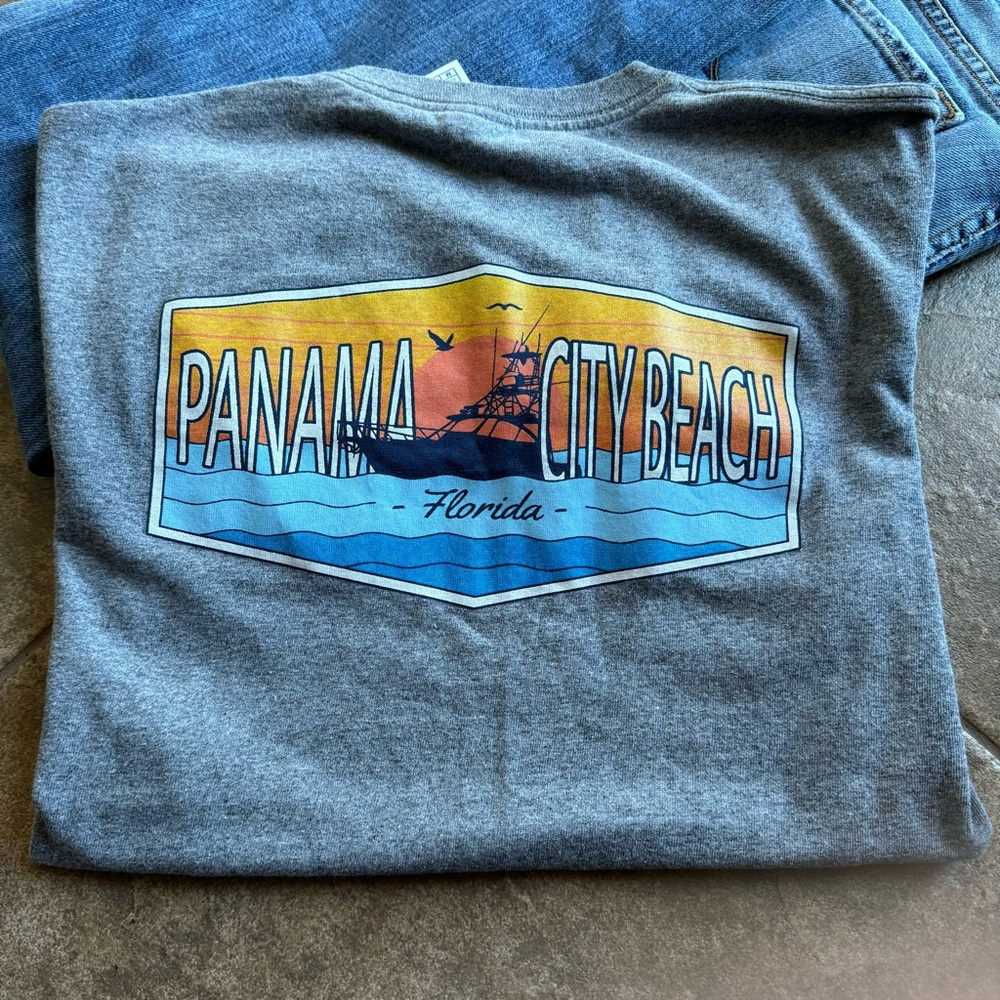 NWOT - UNISEX  Panama City Beach T-Shirt